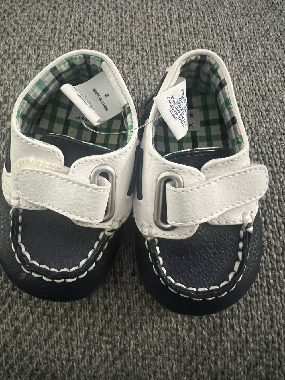 Janie and Jack White and Navy Moccasin-Style Baby Shoes, NWOT, size 2